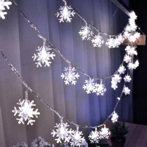 Lampki LED łańcuch płatki śniegu 10m 100LED zimny biały